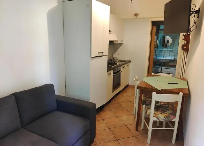 300 Mt Dal Mare - Caprera *